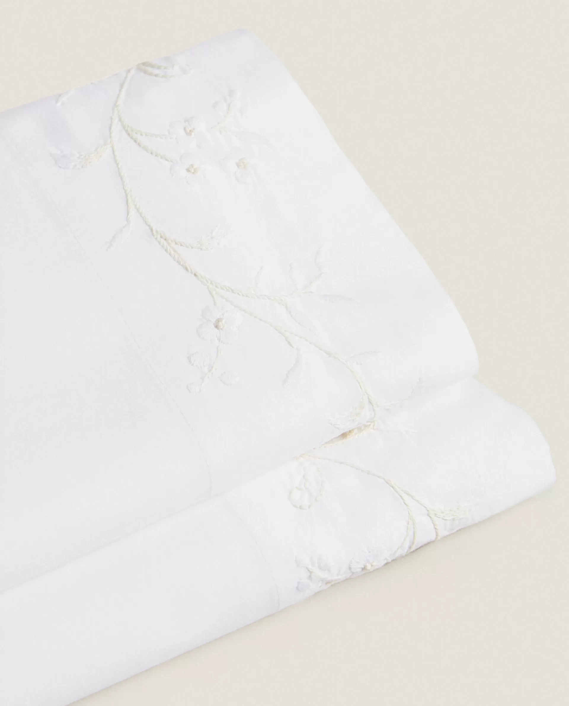 ZARA Home Floral Embroidery Flat Sheet White Store