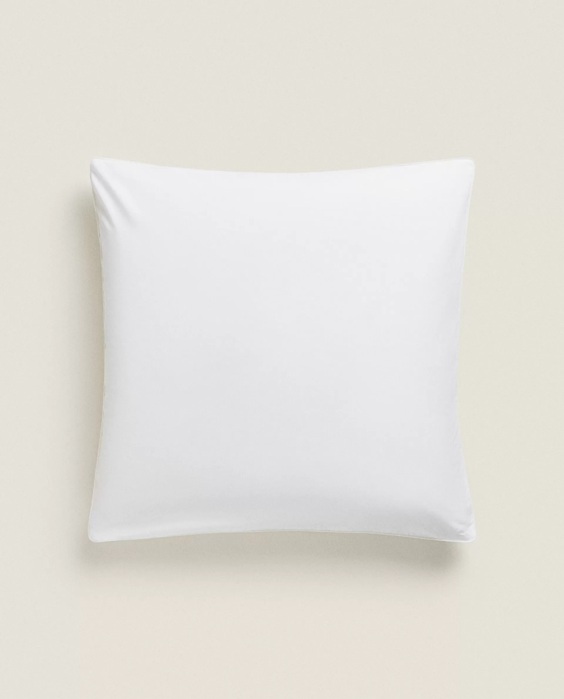 ZARA Home Pillowcase With Colored Piping Detail Cream Store