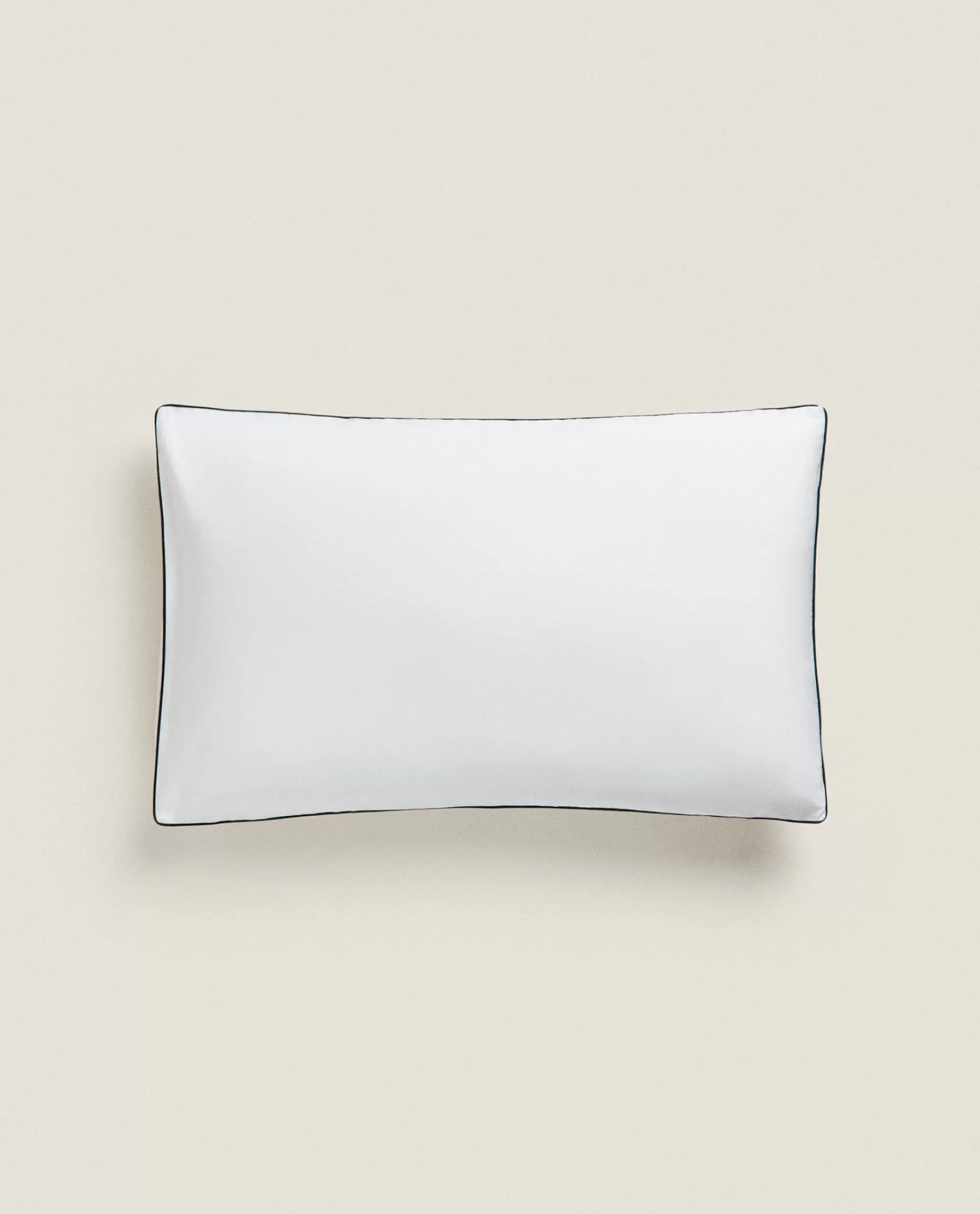ZARA Home Pillowcase With Colored Piping Detail Black Online