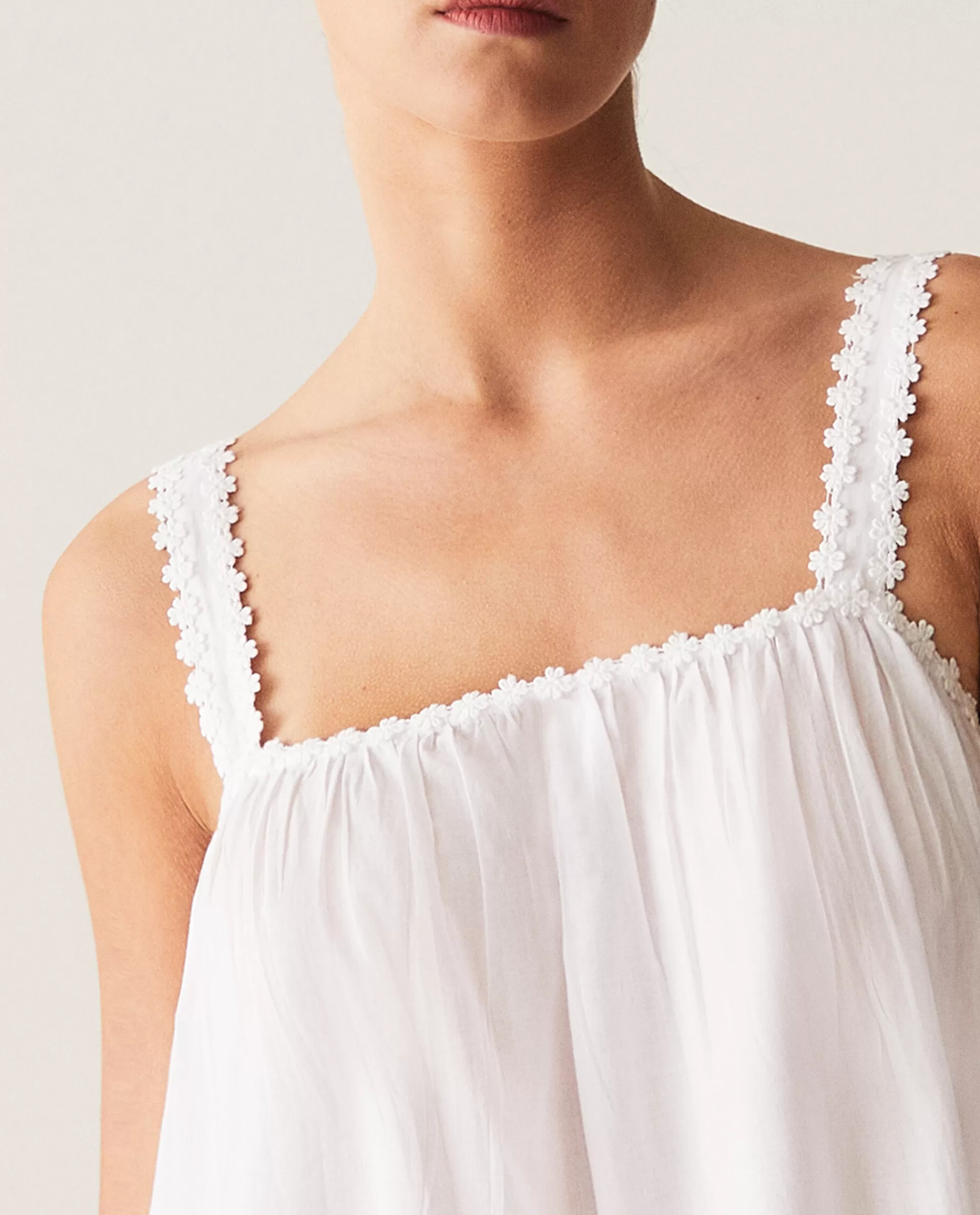 strappy_nightgown_2-1.webp ZARA Home Strappy Nightgown White Flash Sale